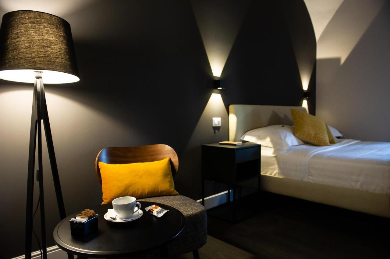 Lungotevere Ripa Рим Экстерьер фото